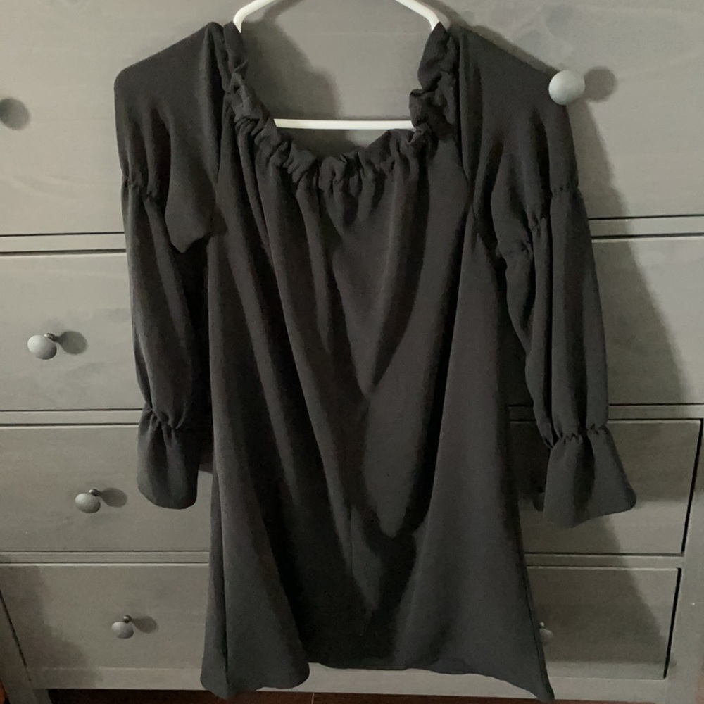 Dress - Picture 3 of 3